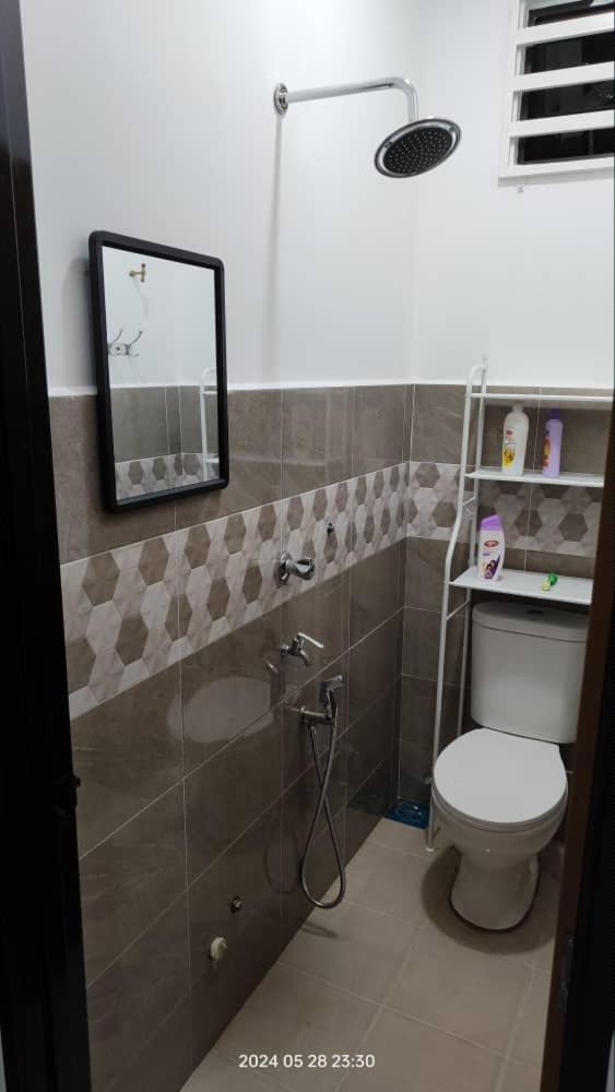 Hadeera Minimalis Family Homestay Куала-Тренгану Екстер'єр фото