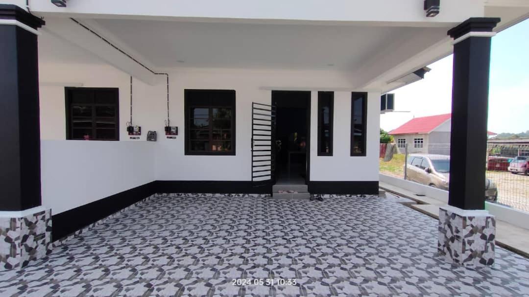 Hadeera Minimalis Family Homestay Куала-Тренгану Екстер'єр фото