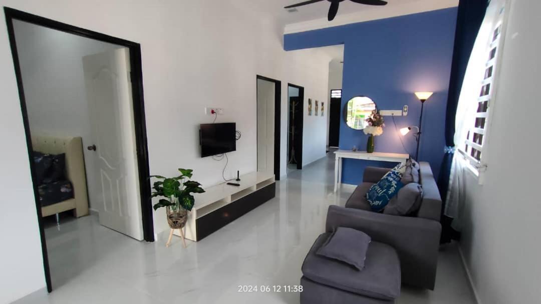 Hadeera Minimalis Family Homestay Куала-Тренгану Екстер'єр фото